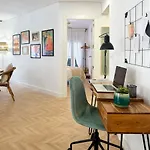Elegante A Unos Pasos De La Rambla. Apartman