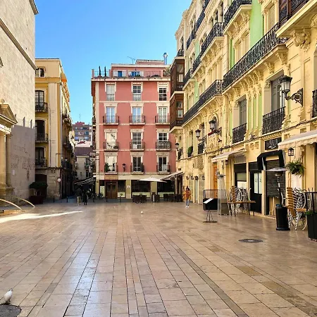 Elegante A Unos Pasos De La Rambla. Apartmán *
