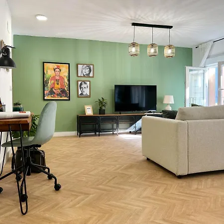 Elegante A Unos Pasos De La Rambla. Apartman
