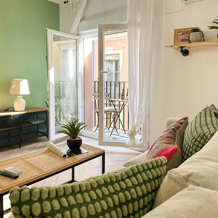 Apartmán Elegante A Unos Pasos De La Rambla. *