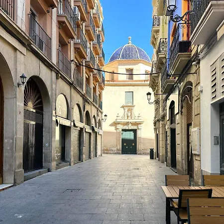 Elegante A Unos Pasos De La Rambla. Apartman