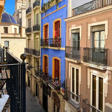 Apartmán Elegante A Unos Pasos De La Rambla. *